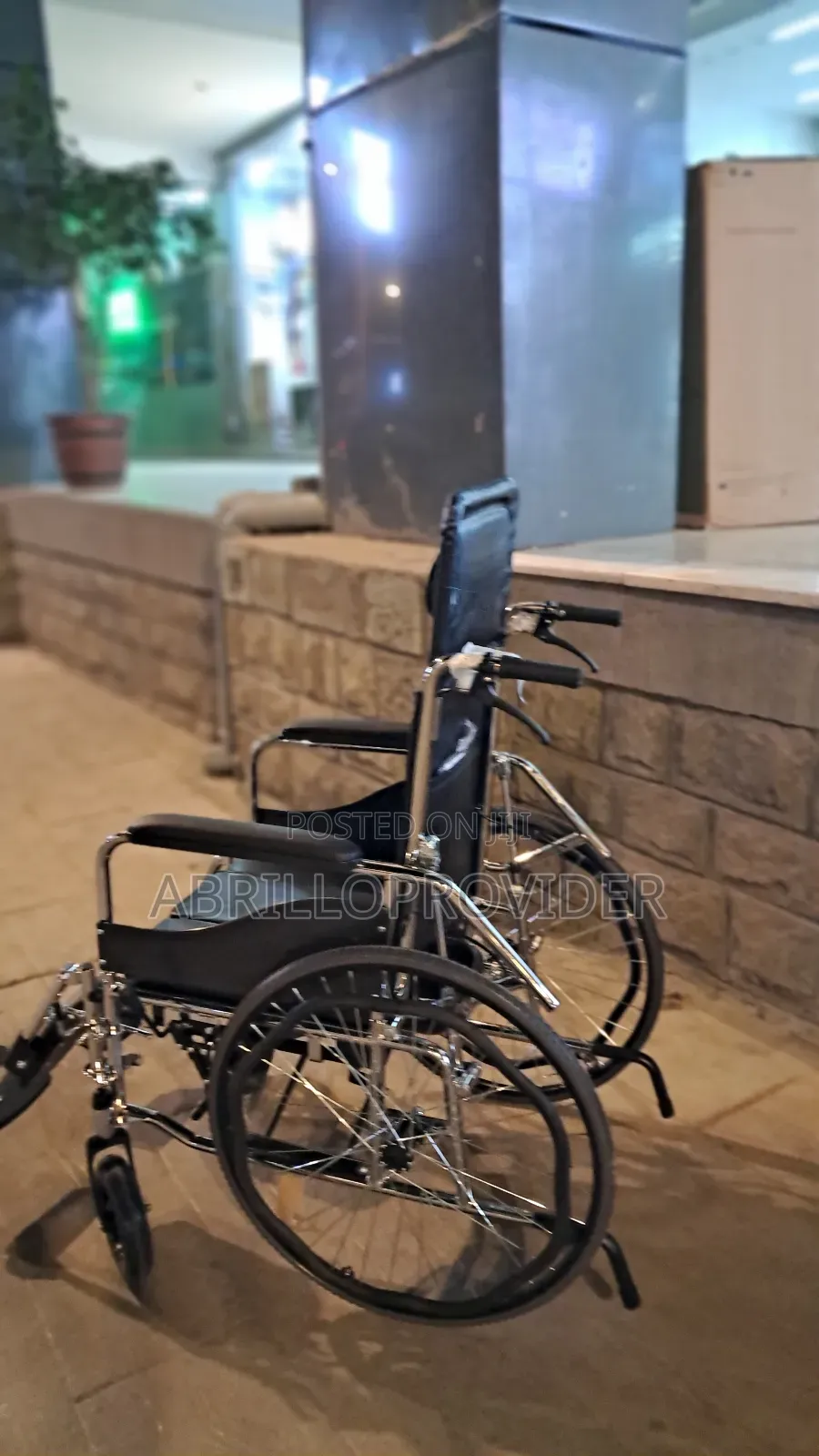 Toilet Wheelchair水手wheelchair廿手wheelchair水手wheelchair 山手wheelchair山手wh