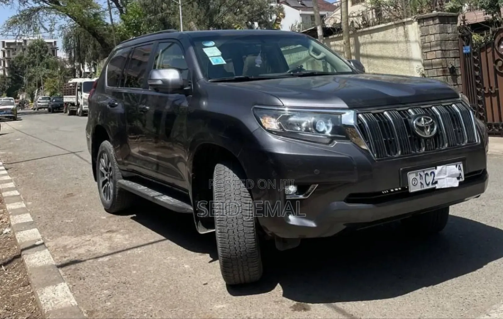 Toyota Land Cruiser Prado 2022 Gray