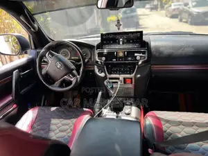 Toyota Land Cruiser 4.5 V8 VXR 2011 Silver