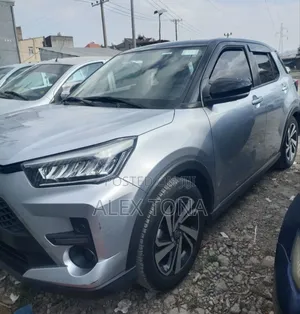 Photo - Toyota Raize 2022 Silver