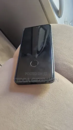 Samsung Galaxy S20 128 GB Black