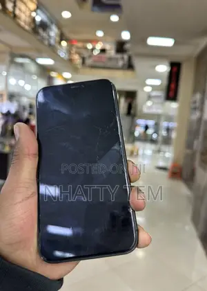 Apple iPhone 11 64 GB Black