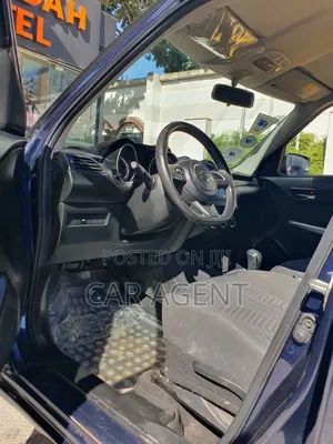 Suzuki Swift 2019 Blue