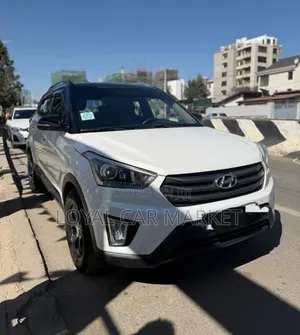 Photo - Hyundai Creta 2016 White