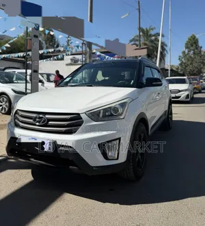 Photo - Hyundai Creta 2016 White
