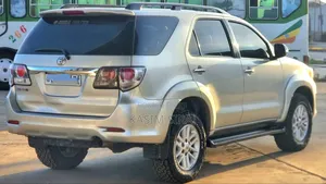 Toyota Fortuner 3.0 D AWD 2013 Silver