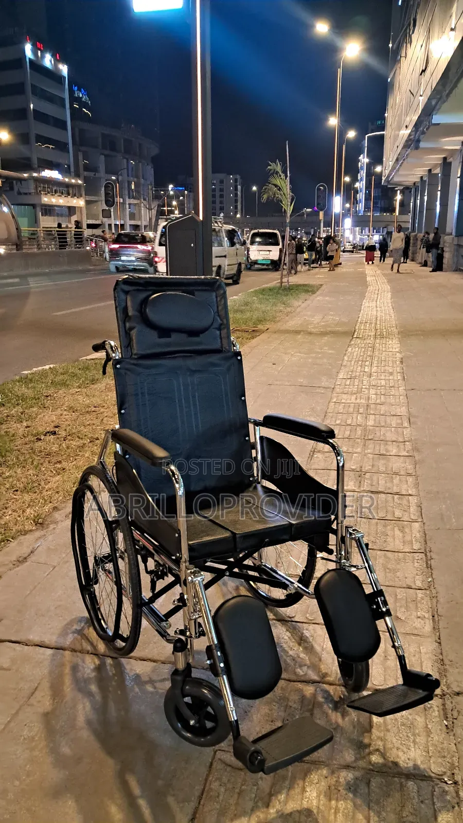 Toilet Wheelchair水手wheelchair口手wheelchair山手wheelchair山手wheelchair卜田whe