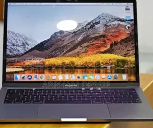 New Laptop Apple MacBook Pro 2019 16GB Intel Core I5 SSD 256GB