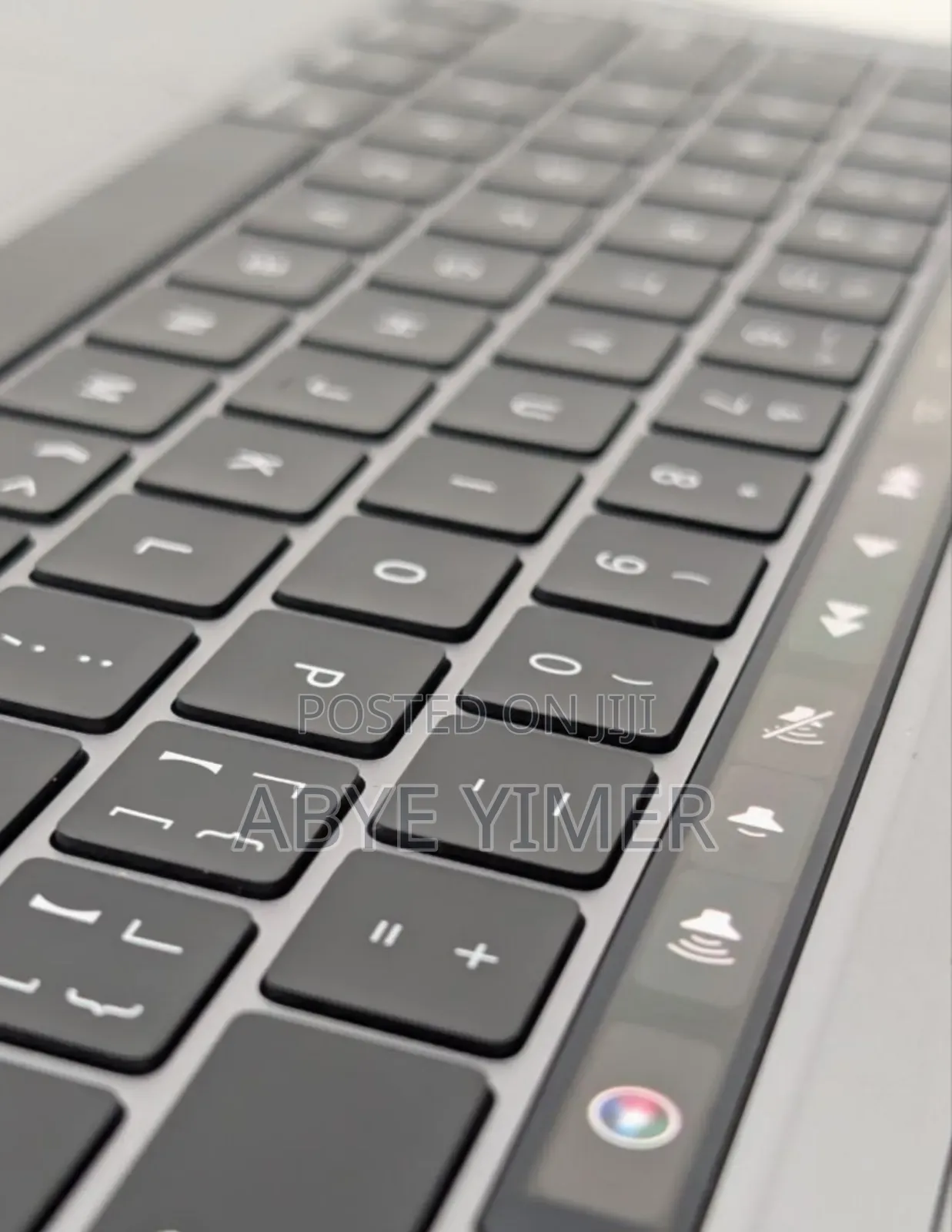 New Apple MacBook Pro Max 2023 M2 14-Inch 8GB Intel Core M SSD 512GB