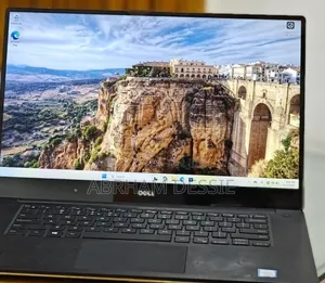 New Laptop Dell 16GB Intel Core I7 SSD 256GB