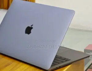 New Laptop Apple MacBook Pro 2019 16GB Intel Core I5 SSD 1T