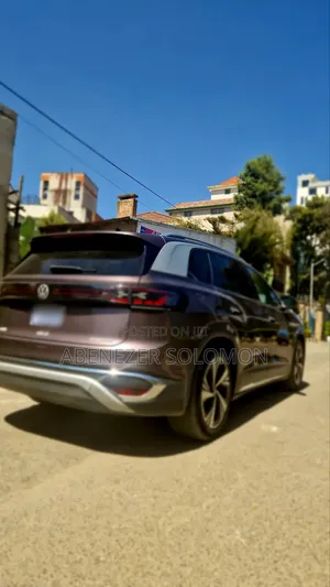 New Volkswagen ID.6 2023 Brown