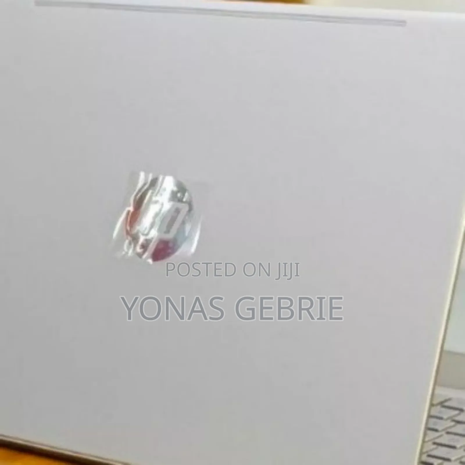 New Laptop HP Pavilion 15-cs3063cl 8GB Intel Core i5 SSD 256GB
