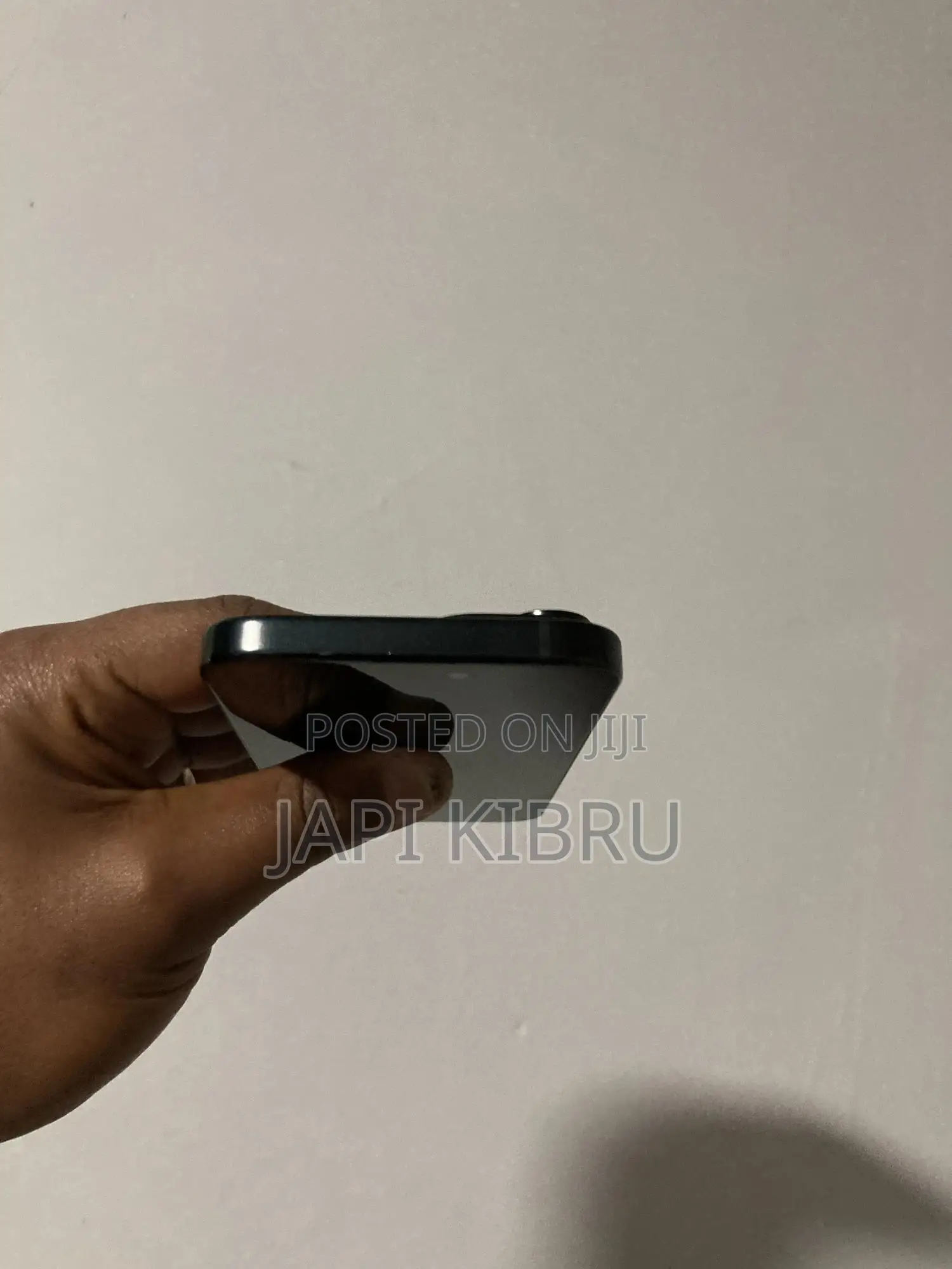 Apple iPhone 15 128 GB Gray