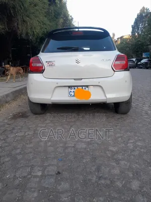 Suzuki Swift 2022 White