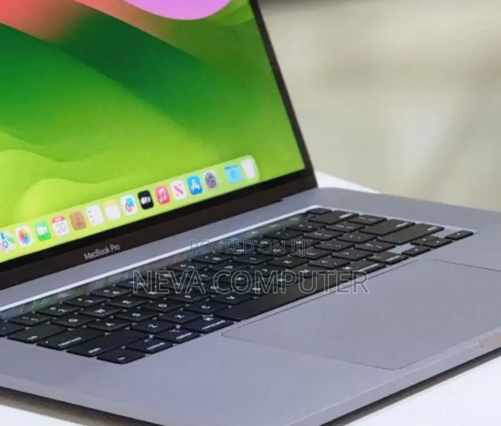 New Laptop Apple MacBook Pro 2019 32GB Intel Core I9 SSD 1T