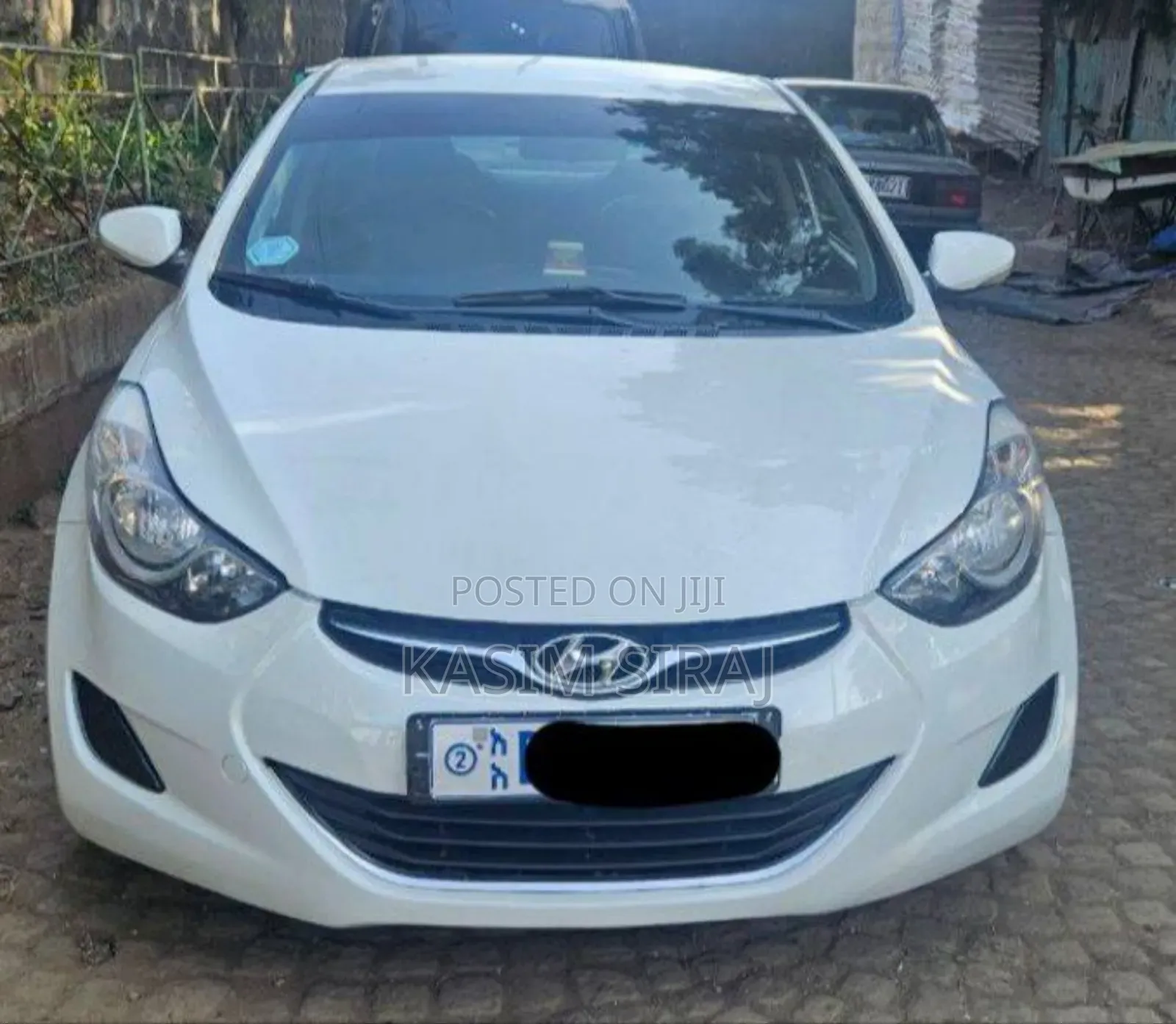 Hyundai Avante 2013 White