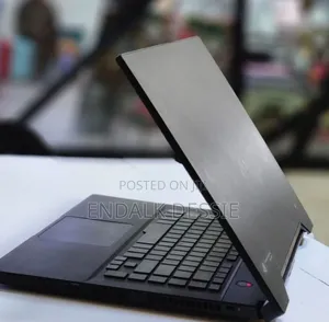 New Laptop Asus 16GB Intel Core I7 SSD 512GB