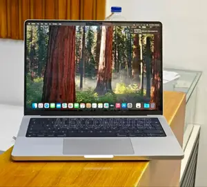 New Laptop Apple MacBook Pro M1 32GB Apple M1 SSD 1T