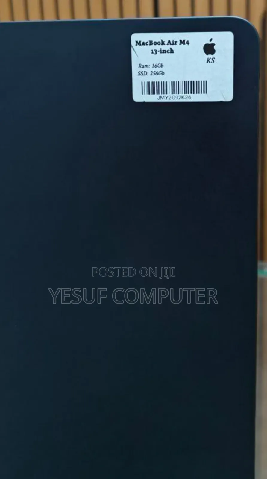 New Laptop Apple MacBook Air 2025 M4 13-Inch 16GB Apple M4 SSD 256GB