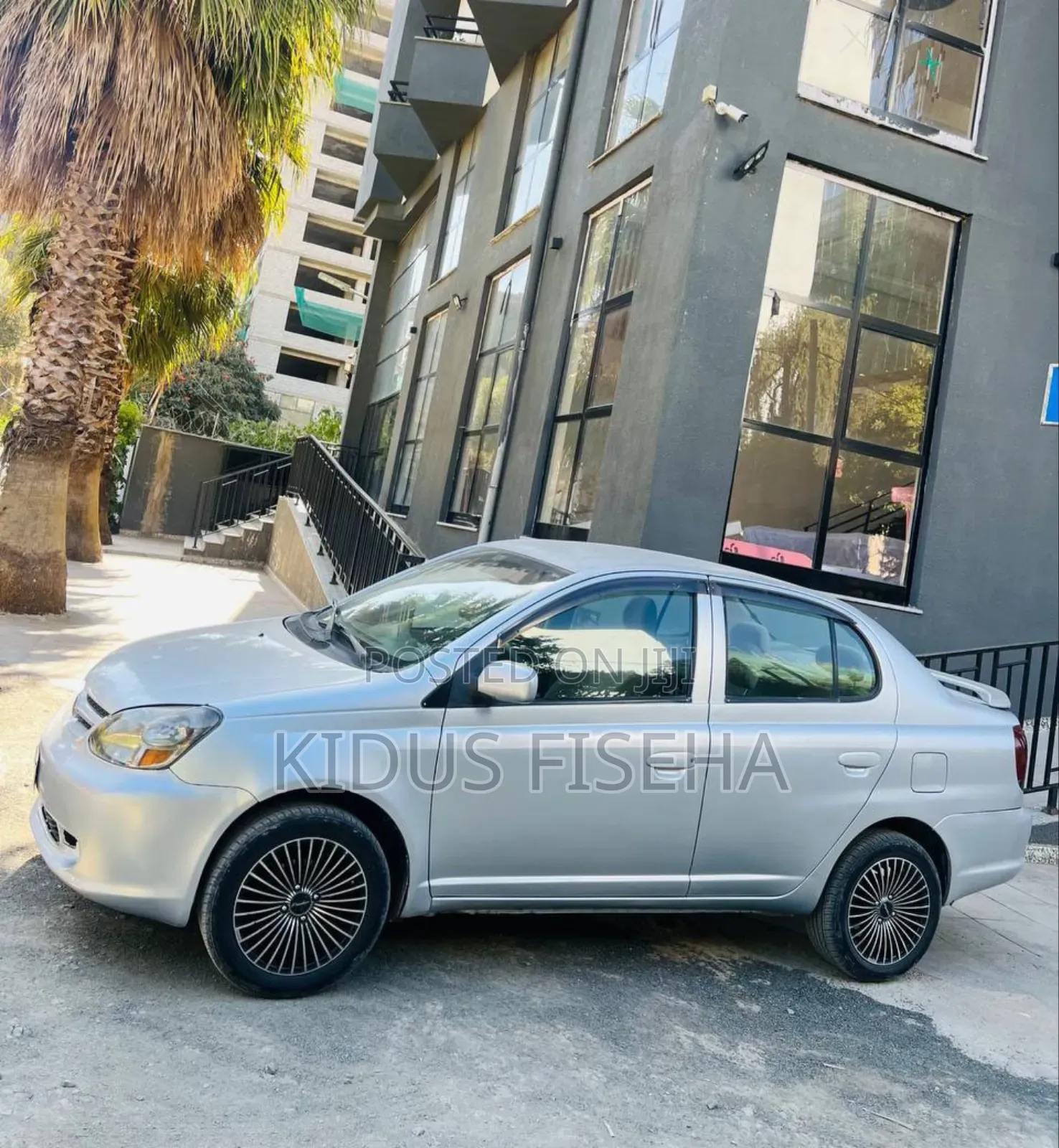 Toyota Platz 1.0 FWD 2003 Silver