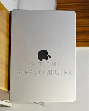 New Laptop Apple MacBook Pro M1 32GB Apple M1 SSD 1T