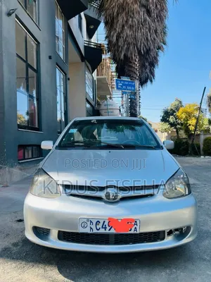 Toyota Platz 1.0 FWD 2003 Silver