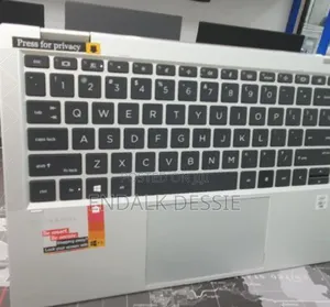 New Laptop HP EliteBook X GB Intel Core I7 SSD 512GB