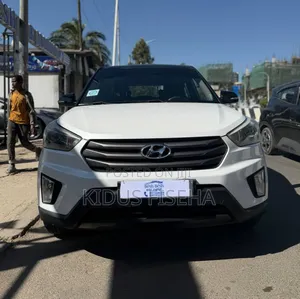 Photo - Hyundai Creta 2016 White