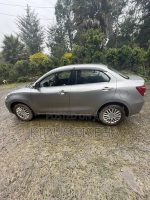 Suzuki Dzire 2022 Silver