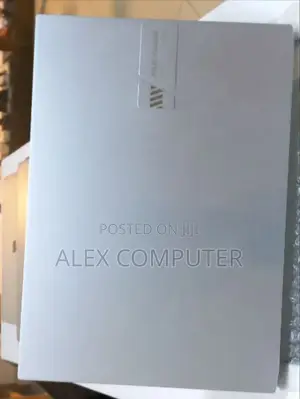 New Laptop Asus ZenBook Flip UX360UA 16GB Intel Core I7 SSD 1T