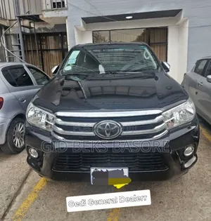 Toyota Hilux 2019 Black