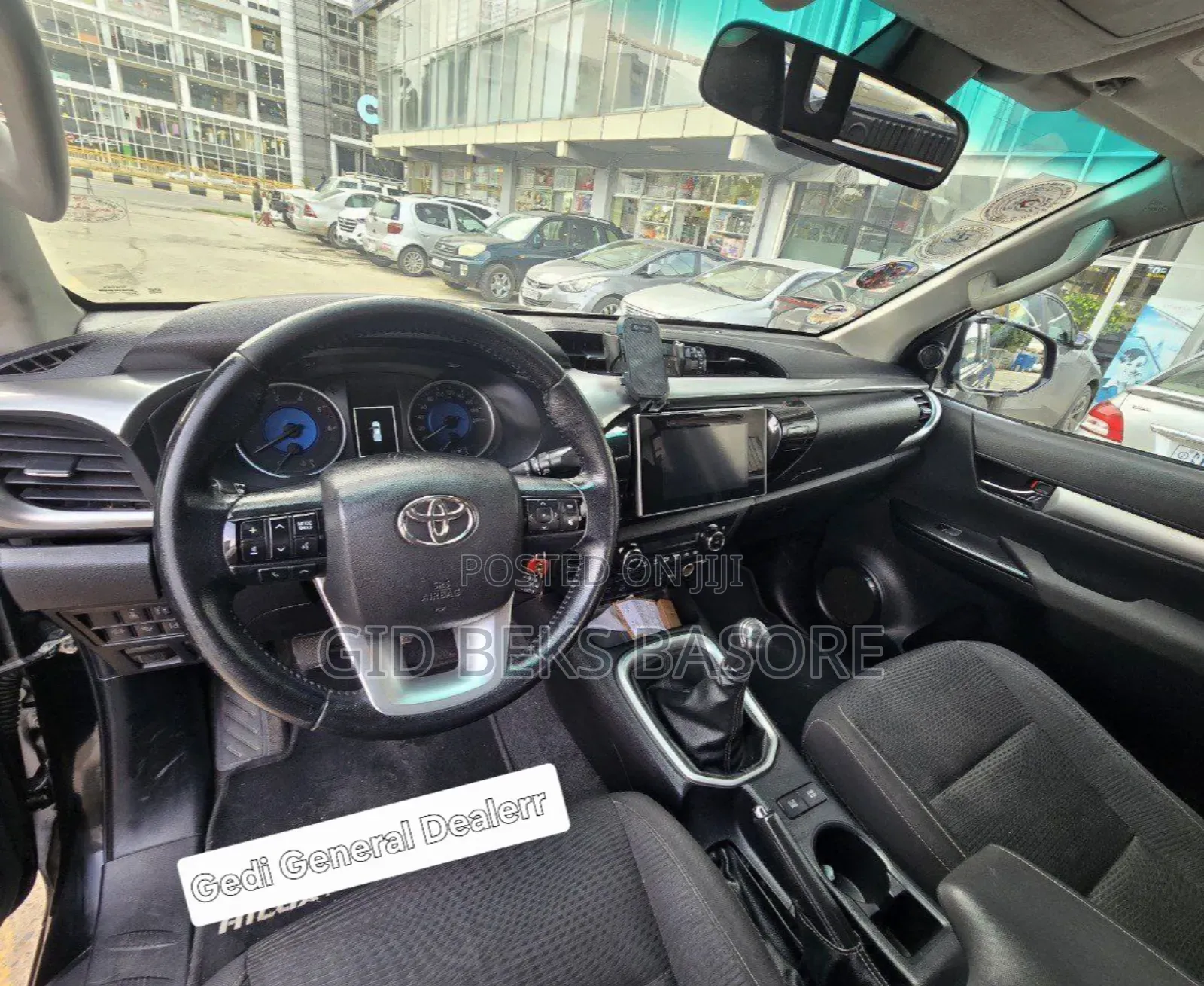 Toyota Hilux 2019 Black