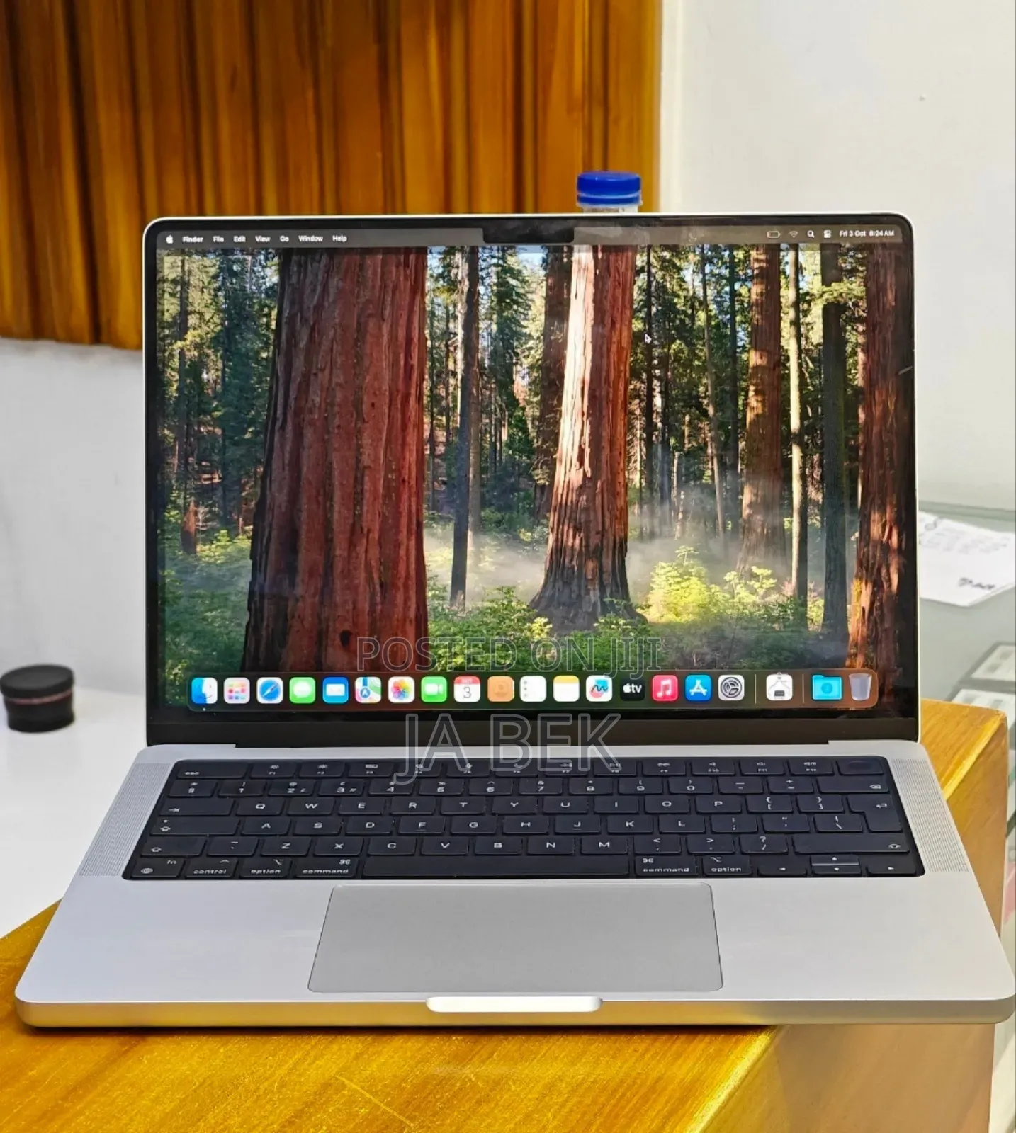 New Laptop Apple MacBook Pro M1 32GB Apple M1 Pro SSD 512GB