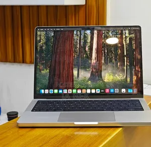 New Laptop Apple MacBook Pro M1 32GB Apple M1 Pro SSD 512GB