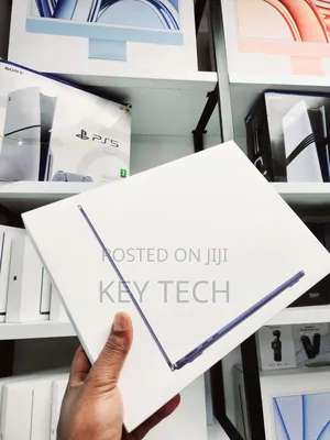 New Laptop Apple MacBook Air 2025 M4 13-Inch 16GB Apple M4 SSD 512GB