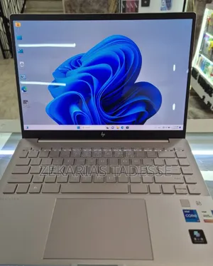 New Laptop HP Pavilion 14 16GB Intel Core I7 SSD 512GB