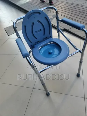 Commode Chair亇你toilet Chair Brand New膽小commode Chair三級commode Chair