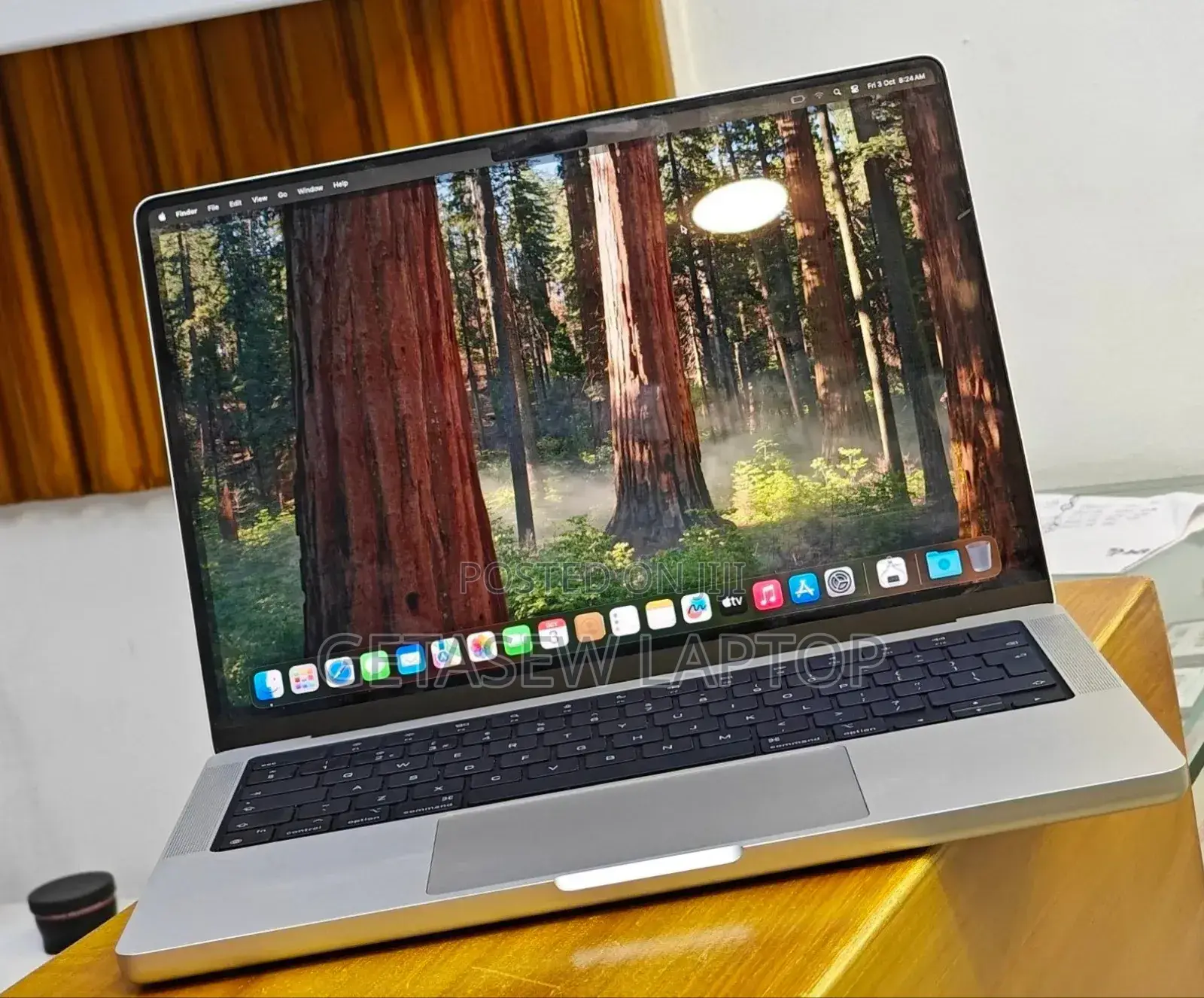 New Laptop Apple MacBook Pro M1 32GB Apple M1 Pro SSD 1T
