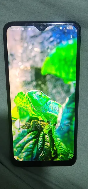 Photo - Samsung Galaxy A10s 32 GB Black