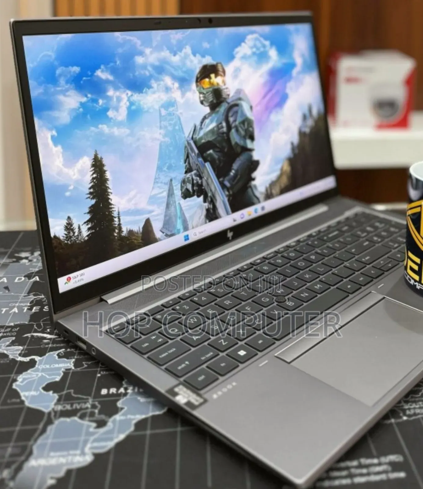 New Laptop HP ZBook Firefly G8 16GB Intel Core I7 SSD 512GB