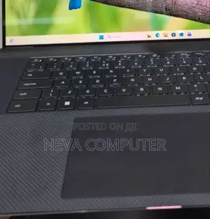 New Laptop Dell XPS 15 16GB Intel Core I7 SSD 512GB