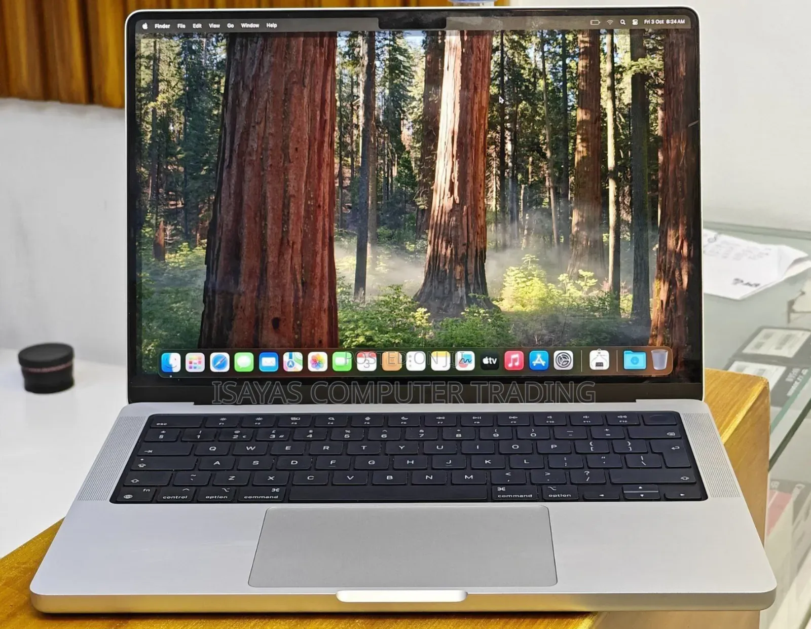 New Laptop Apple MacBook Pro M1 32GB SSD 1T