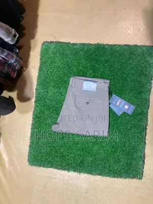 Gwanzw ካኪ Original