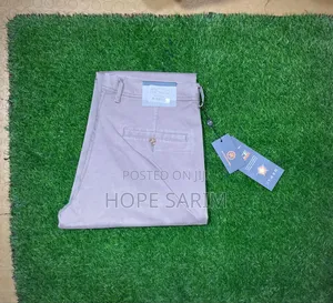 Gwanzw ካኪ Original