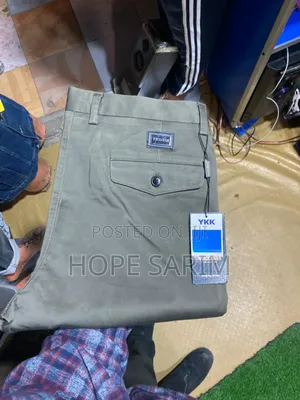 Soft and Comfortable ካኪ New