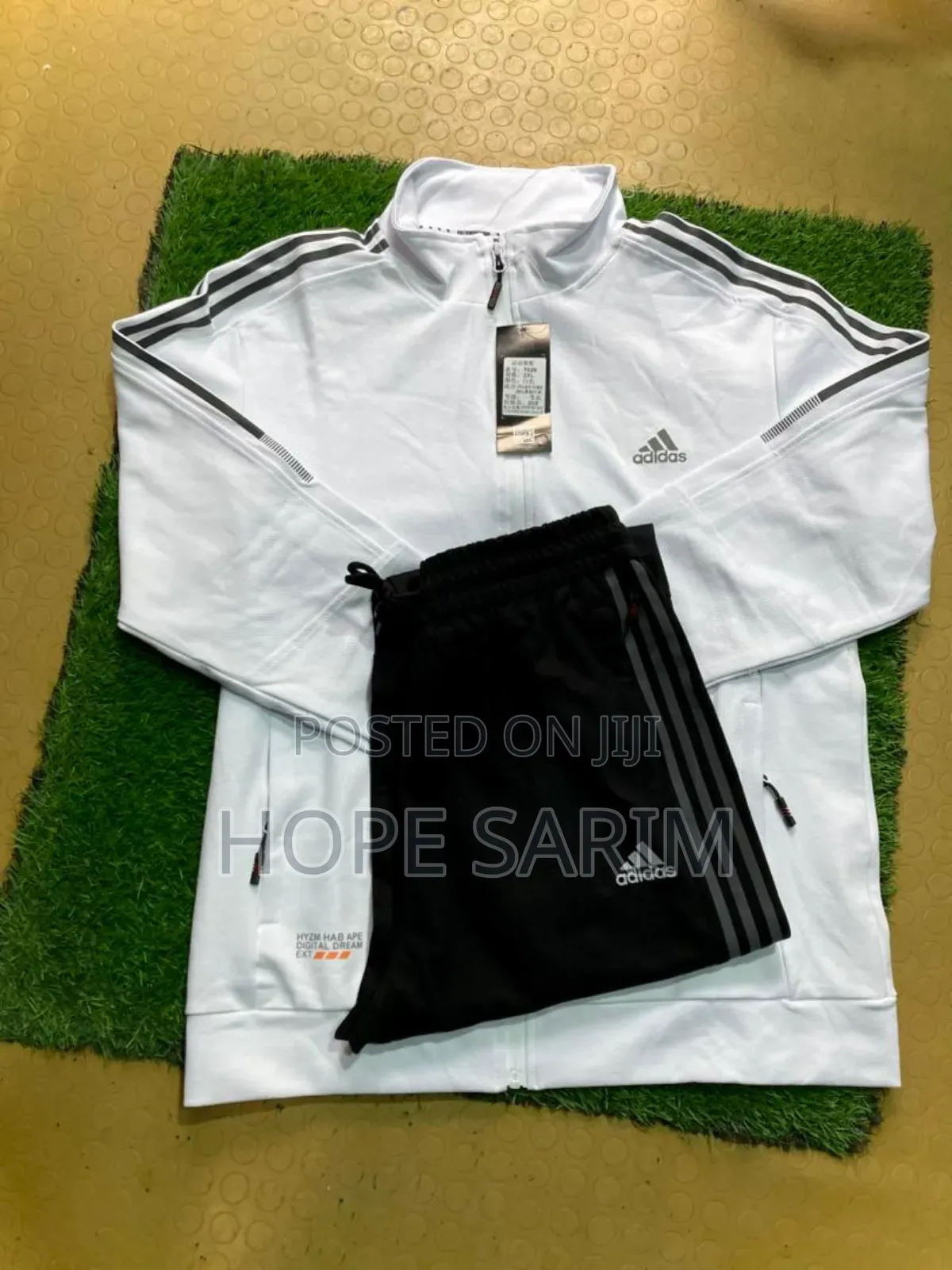 Complete Tuta White Color