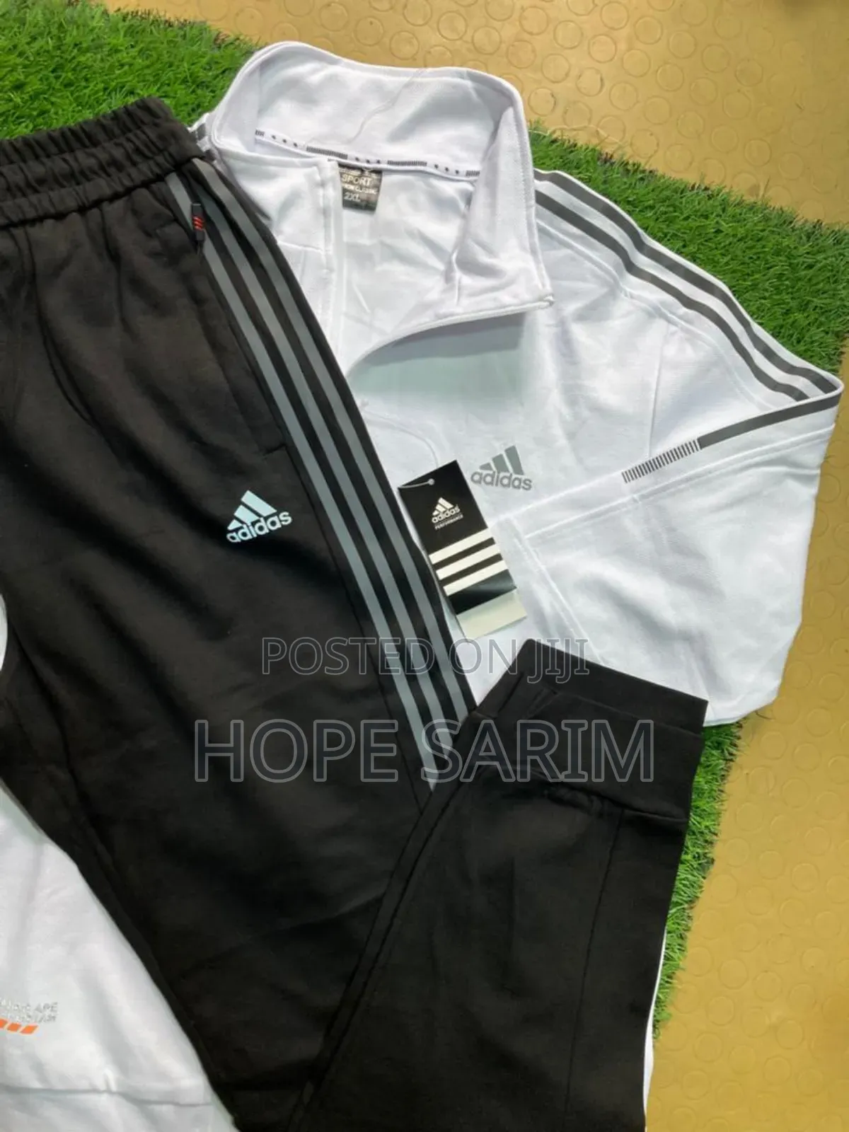 Complete Tuta White Color