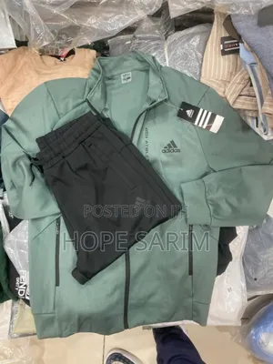 Photo - Green ሙሉ ቱታ