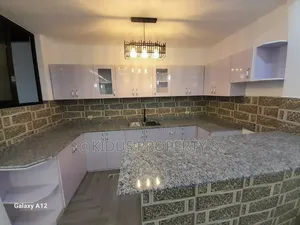 8bdrm Townhouse/Terrace in Lafto for sale